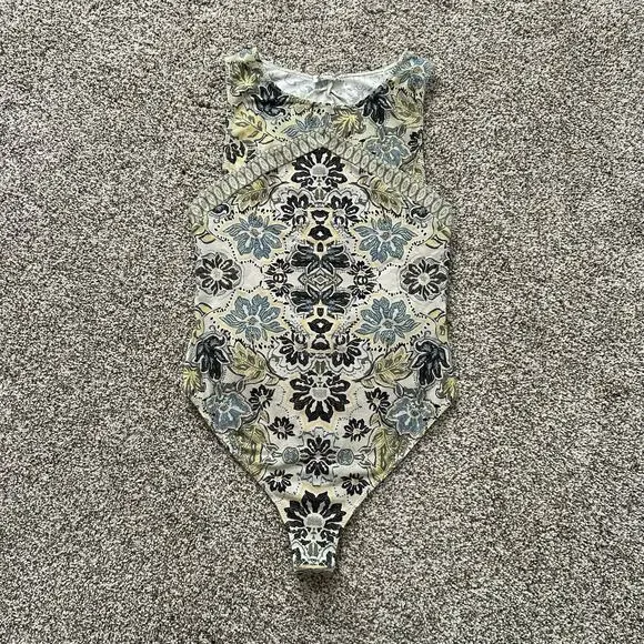 Free People Intimately cream, yellow & navy paisley open back bodysuit S - Picture 4 of 11